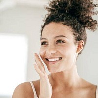 Najlepsze porady kosmetyczne dla kobiet: Sposoby na idealną skórę
